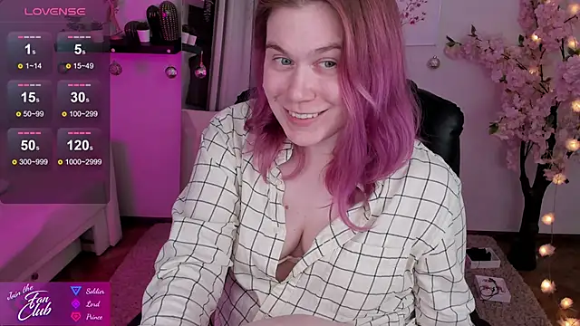 Snapshot of Nancy_Sun_ chatting on 01/03/25, 02:30 Nancy Sun online show from 01/03/25, 02:30