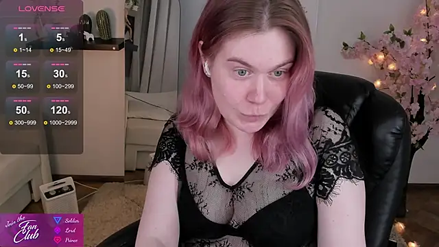 Snapshot of Nancy_Sun_ chatting on 01/17/25, 02:07 Nancy Sun online show from 01/17/25, 02:07