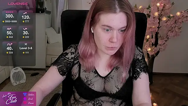 Snapshot of Nancy_Sun_ chatting on 02/04/25, 02:32 Nancy Sun online show from 02/04/25, 02:32