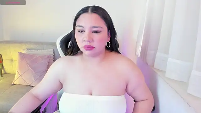 ambar-wells online show from 05/28/26, 06:47
