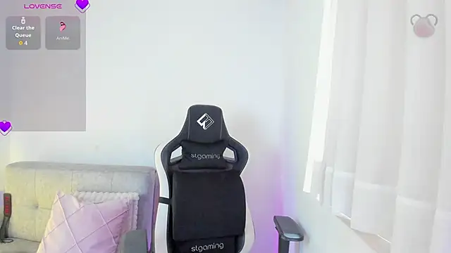 Snapshot of ambar-wells chatting on 03/11/26, 04:56 ambar-wells online show from 03/11/26, 04:56