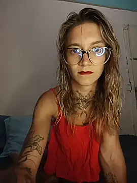 rose-rainbowgoddess online show from 03/25/26, 12:00