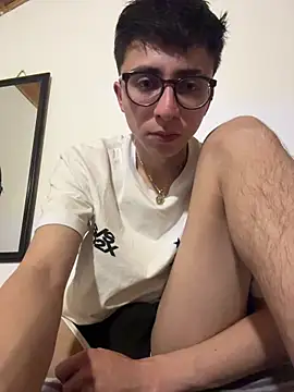 CamiRojas boy online show from 12/02/25, 03:41