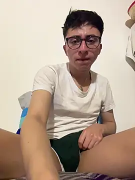 CamiRojas boy online show from 03/11/26, 03:44