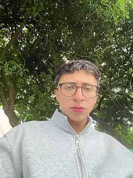 Snapshot of CamiRojas_boy chatting on 05/06/26, 06:34 CamiRojas boy online show from 05/06/26, 06:34
