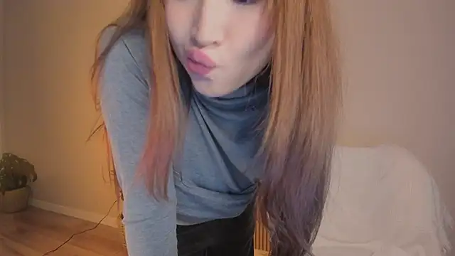 Snapshot of kawaii_mia chatting on 04/06/26, 03:13 kawaii mia online show from 04/06/26, 03:13