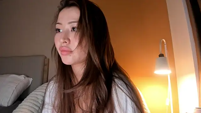 kawaii mia online show from 11/19/25, 02:39