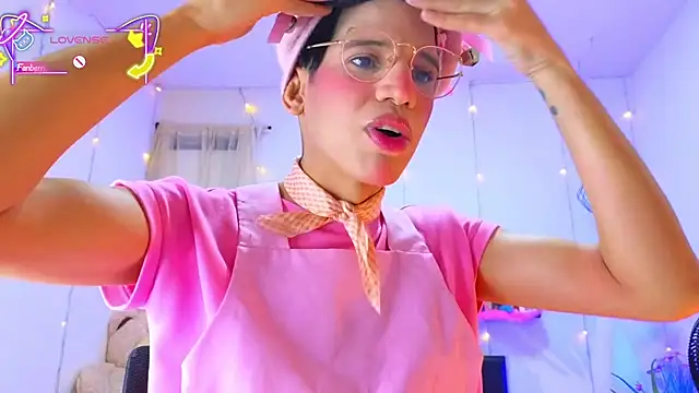 Ariel Femboy  online show from 01/13/26, 05:22