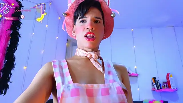 Ariel Femboy  online show from 02/06/26, 04:52