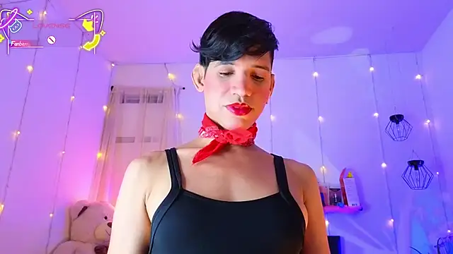 Ariel Femboy  online show from 01/11/26, 05:25