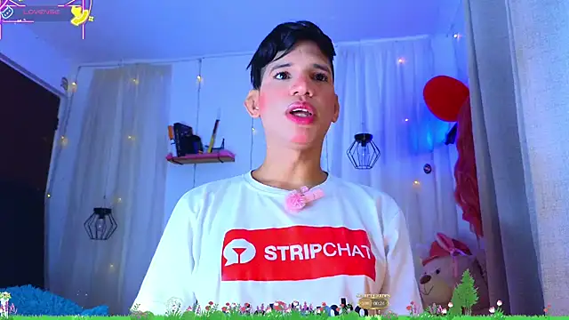 Ariel Femboy  online show from 03/07/26, 01:56