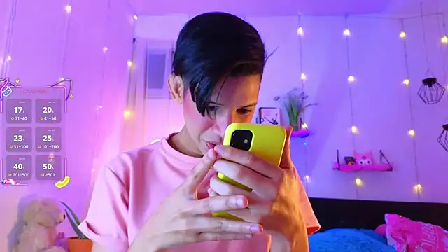 Ariel Femboy  online show from 10/09/25, 03:07