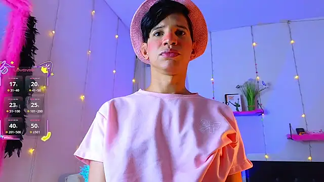 Ariel Femboy  online show from 09/14/25, 02:34