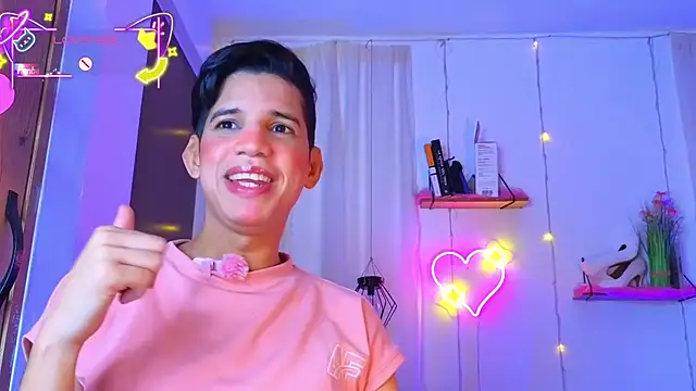 Ariel Femboy  online show from 02/18/26, 05:16