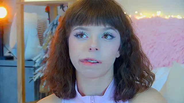 ElisabethDavis online show from 11/28/25, 03:12