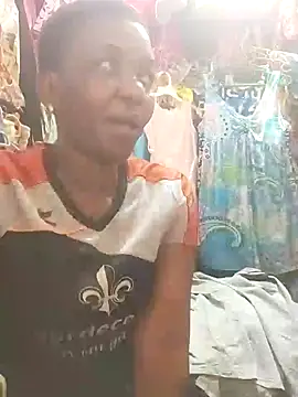 Snapshot of Hailey_BaileyXYZ chatting on 01/04/25, 11:33 Hailey BaileyXYZ online show from 01/04/25, 11:33