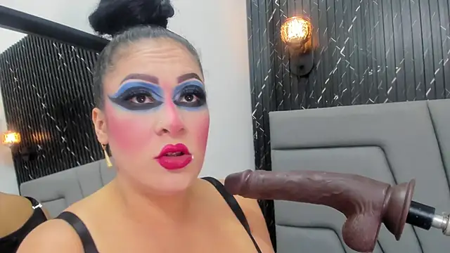 Snapshot of Angie_Will chatting on 02/24/26, 09:04 Angie Will online show from 02/24/26, 09:04