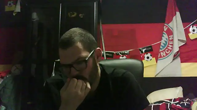 Die-geile-Sau online show from 11/12/25, 09:40