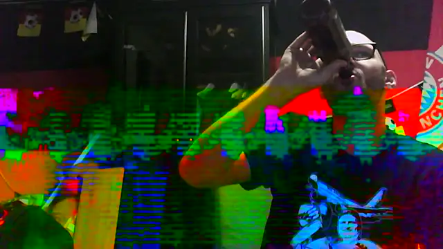 Die-geile-Sau online show from 10/06/25, 07:03