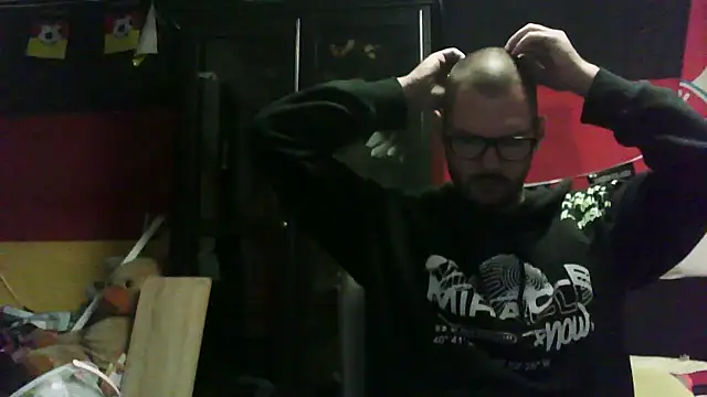 Die-geile-Sau online show from 10/30/25, 04:15