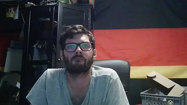 Snapshot of Die-geile-Sau chatting on 06/30/26, 08:20 Die-geile-Sau online show from 06/30/26, 08:20