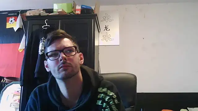 Die-geile-Sau online show from 05/18/26, 01:05