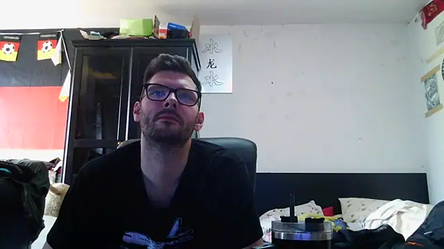 Die-geile-Sau online show from 04/15/26, 12:42