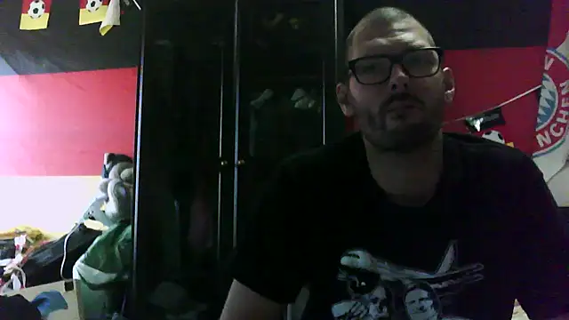 Die-geile-Sau online show from 09/27/25, 03:07