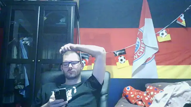 Die-geile-Sau online show from 01/13/26, 08:24