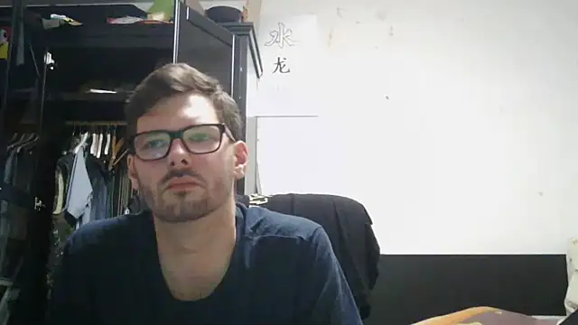 Snapshot of Die-geile-Sau chatting on 06/04/26, 08:35 Die-geile-Sau online show from 06/04/26, 08:35
