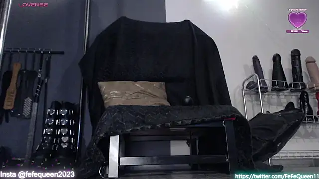 Snapshot of Kinky_Butterfly chatting on 01/04/25, 10:34 Kinky Butterfly online show from 01/04/25, 10:34