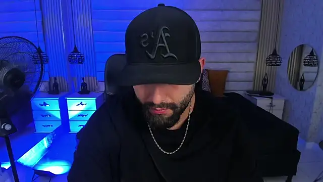 jhon bear03 online show from 04/23/26, 11:27