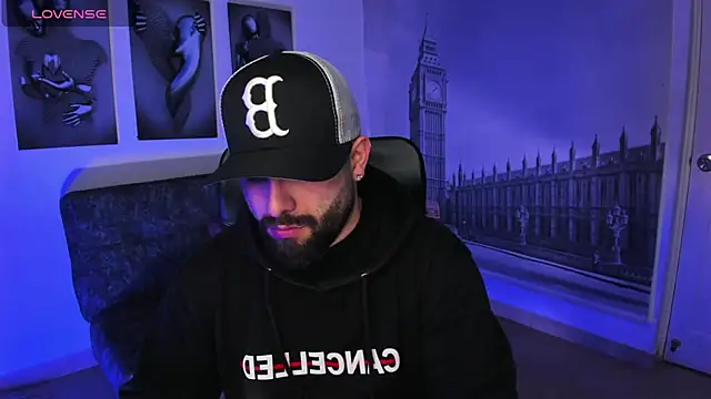 jhon bear03 online show from 11/11/25, 11:05