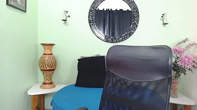 Sofia Franco  online show from 02/11/26, 02:17