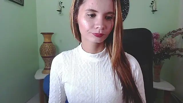 Snapshot of Sofia_Franco_ chatting on 09/25/25, 07:20 Sofia Franco online show from 09/25/25, 07:20