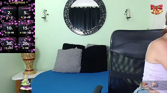 Sofia Franco  online show from 12/16/25, 12:20