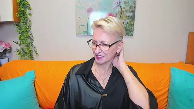 iamyourdream89 online show from 11/17/25, 02:32