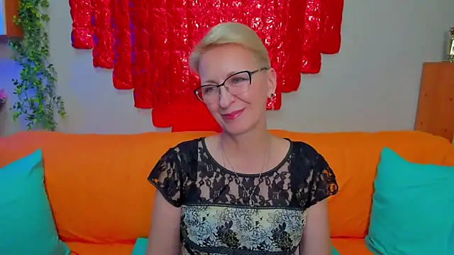 iamyourdream89 online show from 02/17/26, 04:26