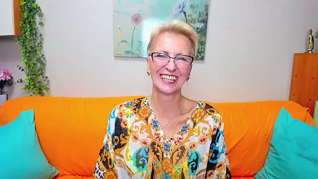 iamyourdream89 online show from 10/06/25, 01:34