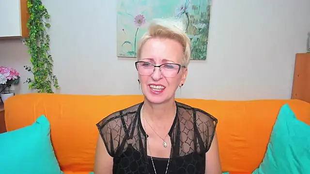 iamyourdream89 online show from 10/15/25, 01:52