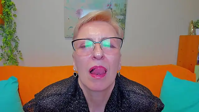 iamyourdream89 online show from 04/02/26, 01:07