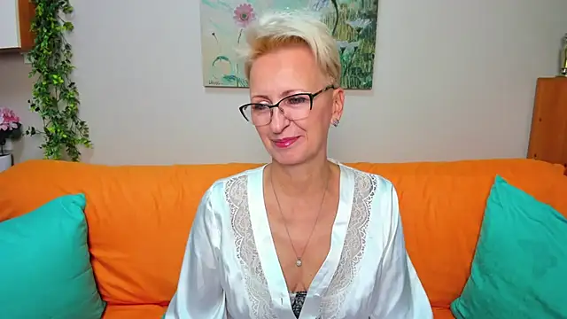 iamyourdream89 online show from 09/26/25, 10:22
