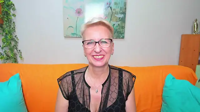 iamyourdream89 online show from 12/13/25, 08:04