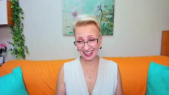 iamyourdream89 online show from 11/07/25, 11:37