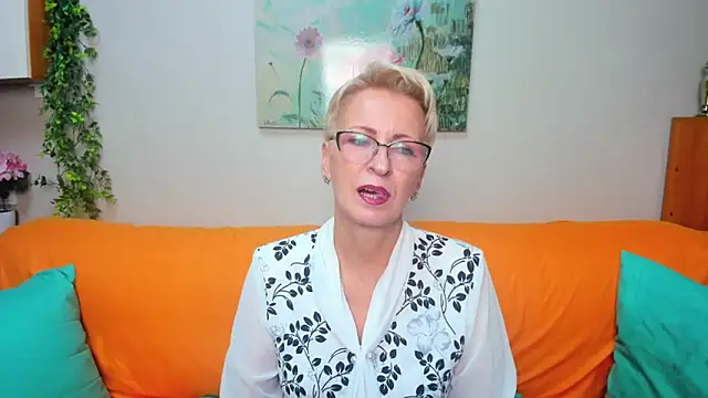 iamyourdream89 online show from 09/29/25, 12:55