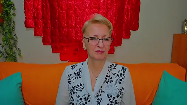 iamyourdream89 online show from 03/08/26, 05:16