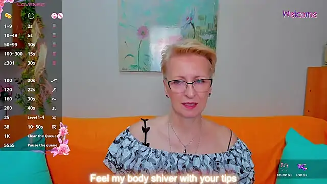 iamyourdream89 online show from 05/25/26, 06:34