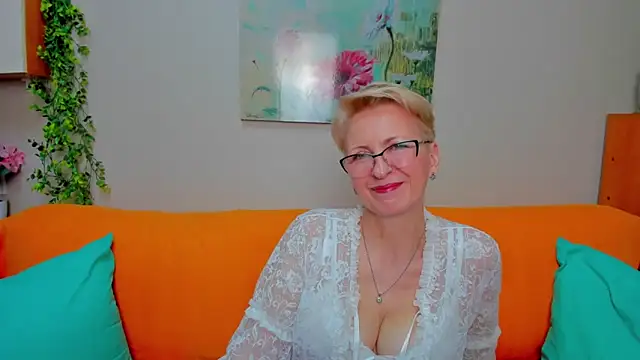 iamyourdream89 online show from 04/15/26, 12:53