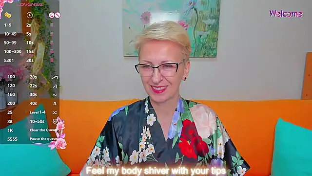 iamyourdream89 online show from 05/27/26, 06:43