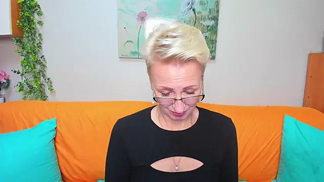 iamyourdream89 online show from 11/14/25, 12:53